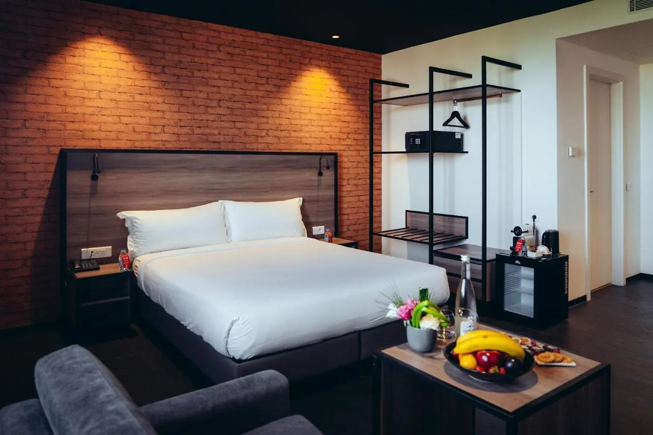 Onomo Hotel Casablanca Sidi Maarouf 3*,